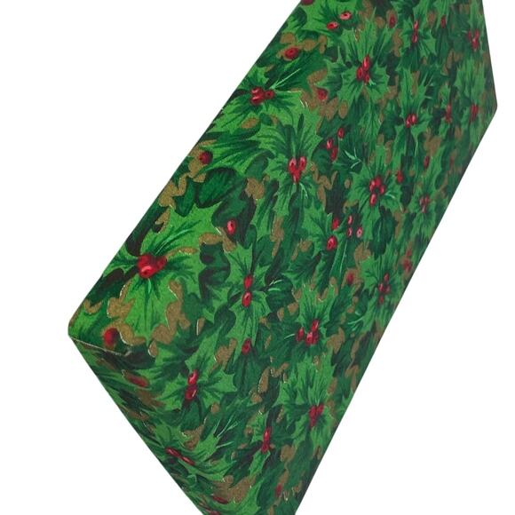 New Christmas Holly Fabric Gift Box of 6 Faux Pearl Lace Womens Necklaces - Picture 4 of 7